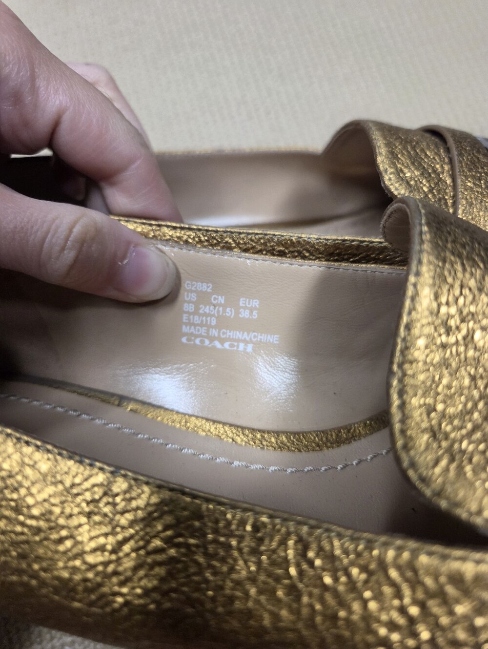 Coach Naomi Metallic Gold Copper Leather Pointed Toe Penny Loafers Size 8 - Picture 5 of 8